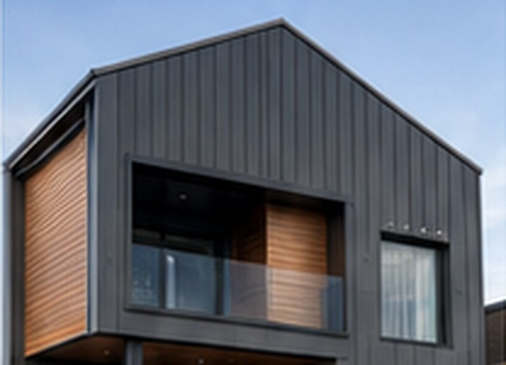 Residential aluminum siding installation in Vaughan